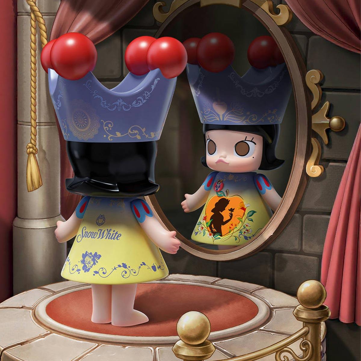 MEGA ROYAL MOLLY 400% SNOW WHITE